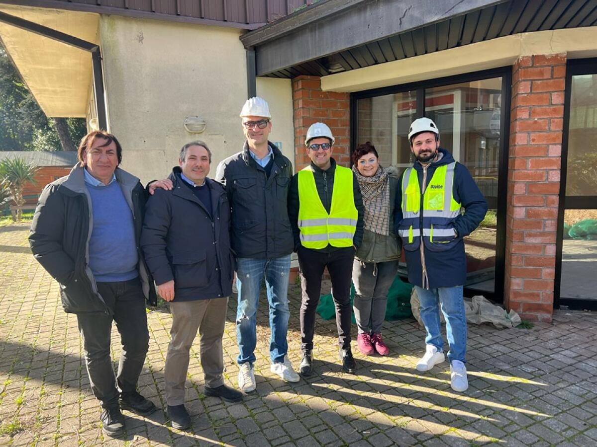 Mercogliano. Iniziati i lavori al centro sociale P.Campanello. - 