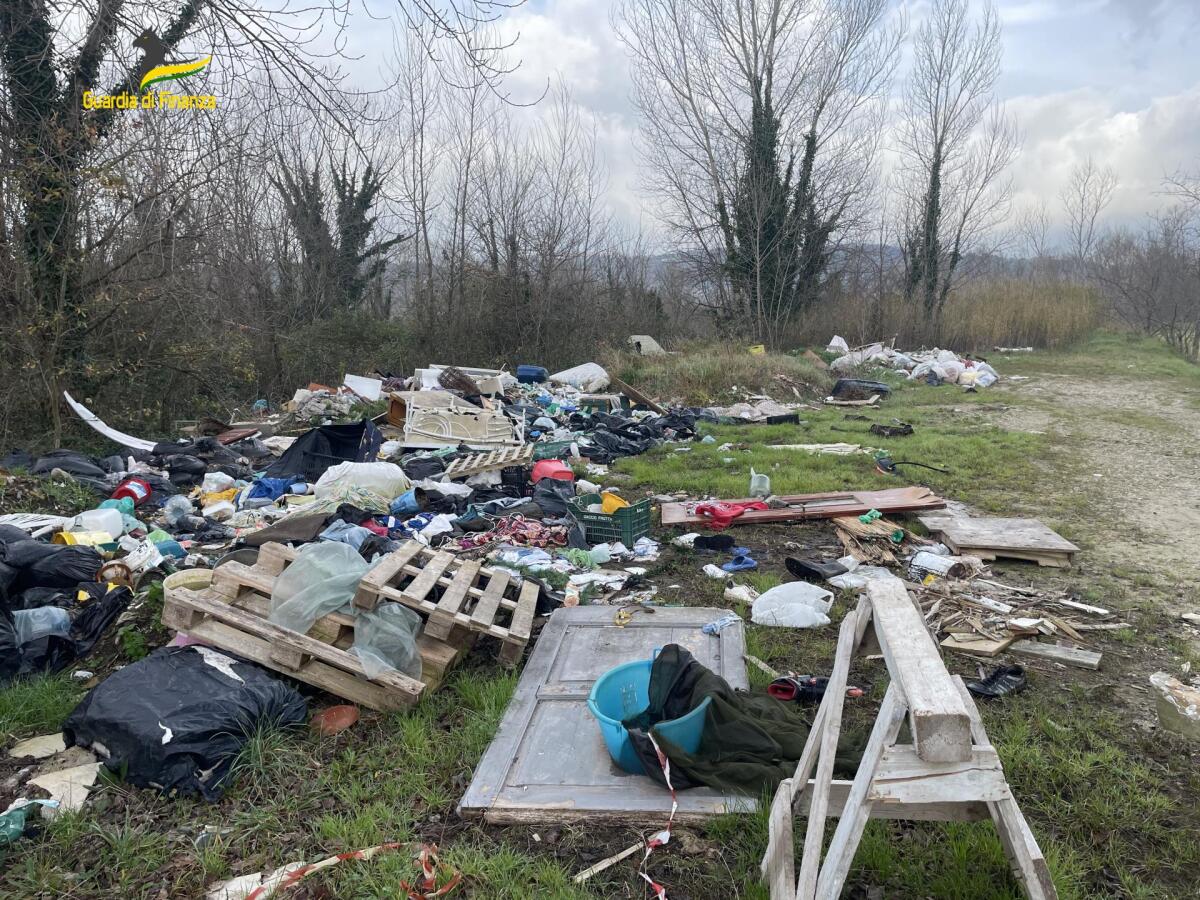 Sequestrata una discarica a Melizzano - 