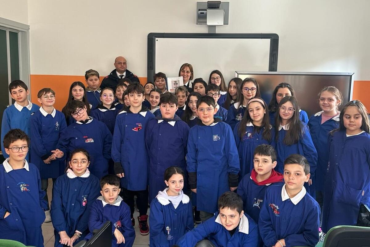 Ariano Irpino. I Carabinieri visti con gli occhi dei bambini - 