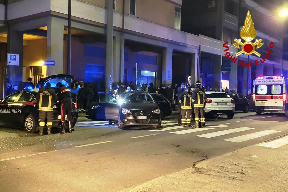 Scontro tra auto ad Avellino, ferito un 33enne - 