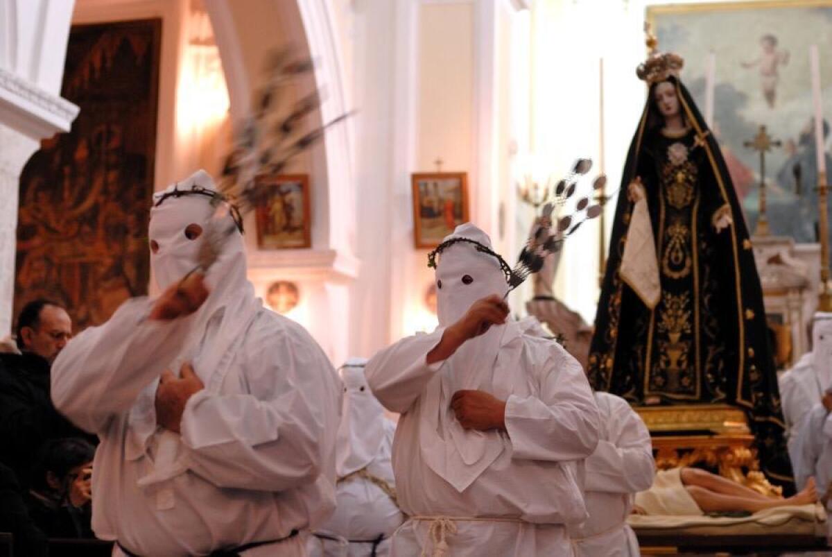 ‘’I battenti del Venerdì Santo’’ di San Lorenzo Maggiore - 