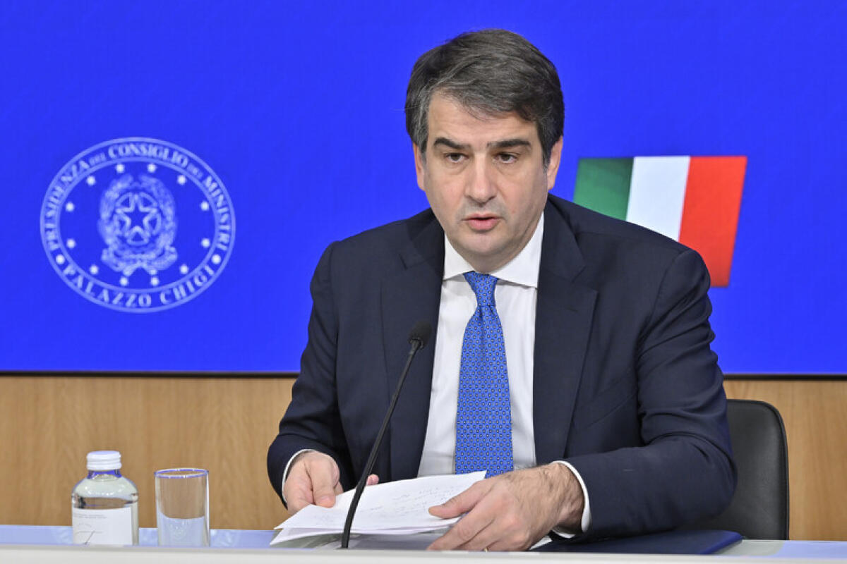 Fitto scrive a sindaci campani,su fondi Regione inadempiente - 