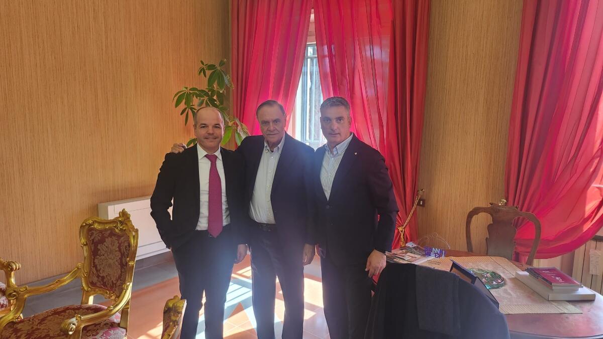 Investimento commerciale a via dei Mulini, incontro a Palazzo Mosti - 