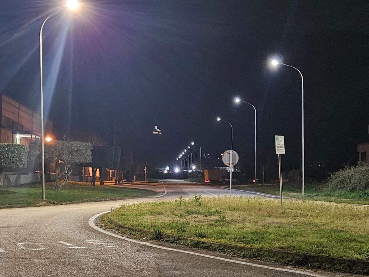 In funzione impianto illuminazione negli incroci dell'area industriale Valle Caudina - 