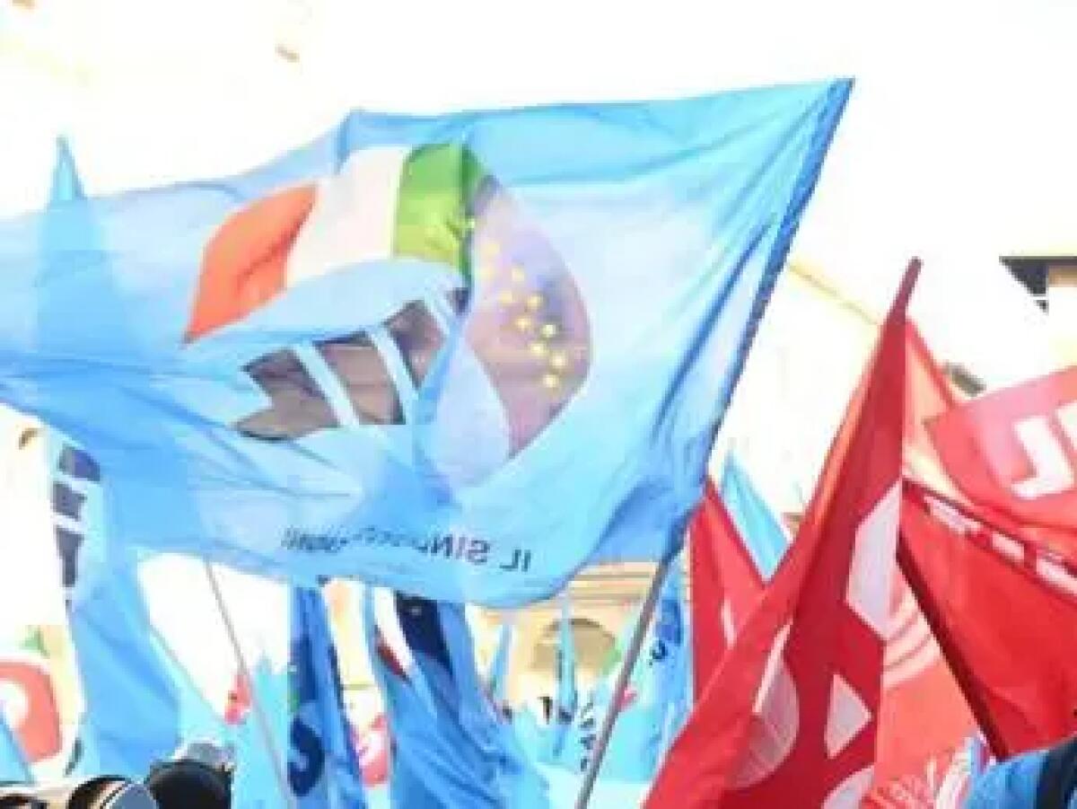 Cgil e Uil in piazza,'fermare la strage dei lavoratori' - 