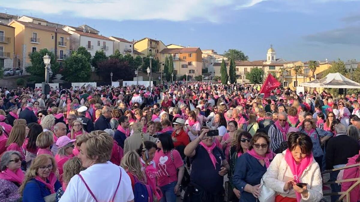 A Pietrelcina torna ‘Una Luce per la Vita’ organizzata da ‘The Power of Pink’. - 