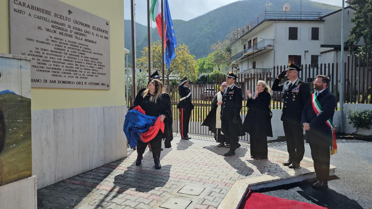Chiusano San Domenico. Caserma Carabinieri intitolata al Carabiniere Scelto "alla memoria" Giovanni Elefante - 