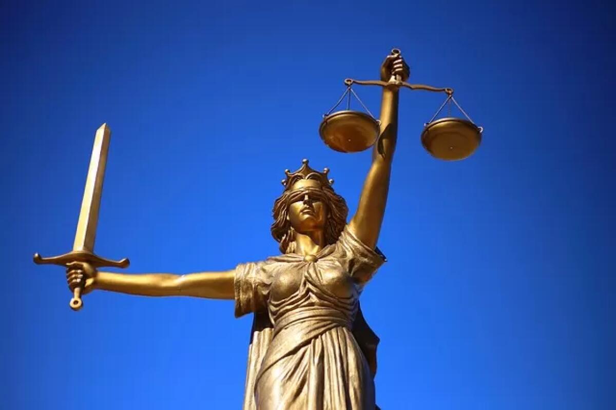 Faceva prostituire la figlia minorenne, condannata a sei anni di reclusione - 