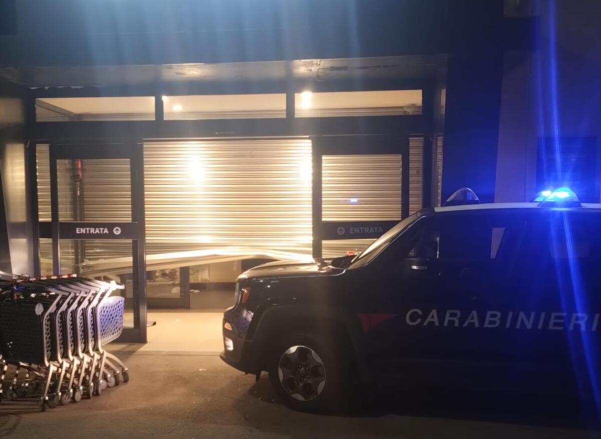 Montemiletto. Nella notte furto in un supermercato. - 