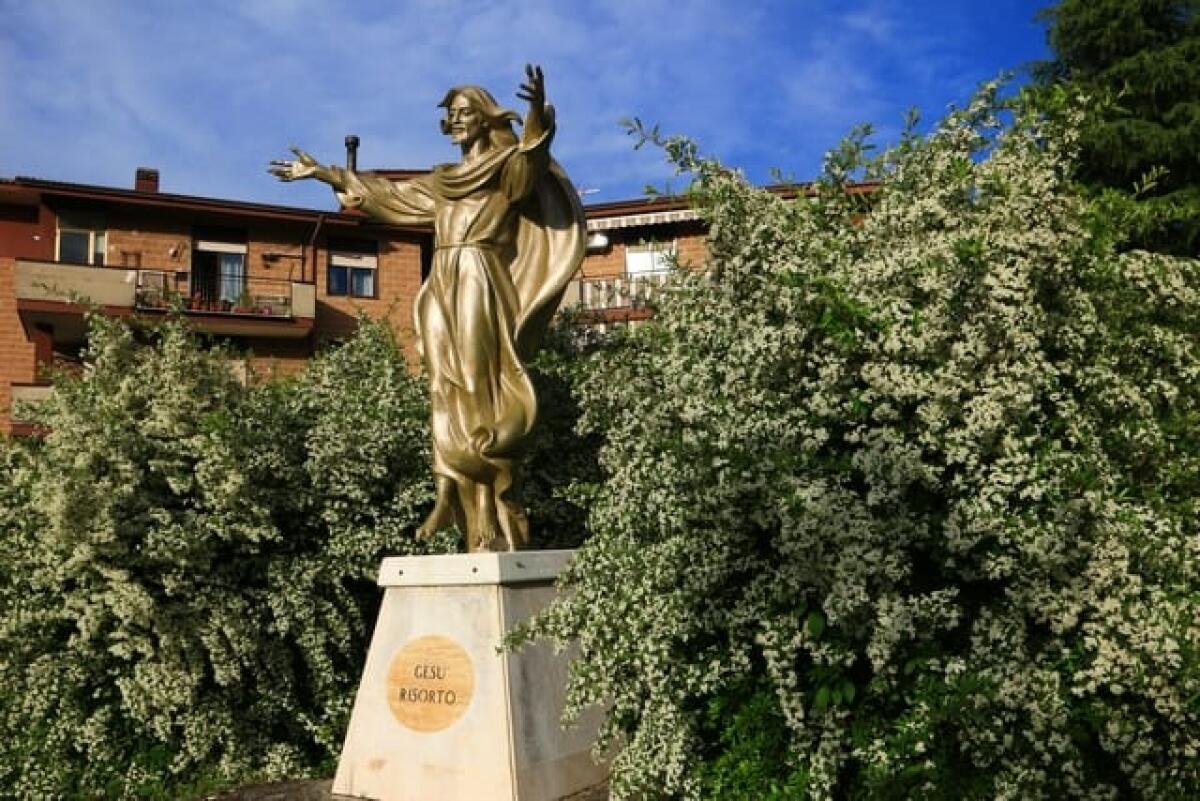 Mistero Pasquale: tre mense quattro volte baciate - 