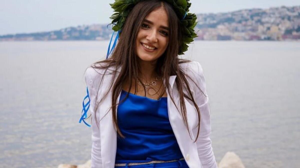 Morta studentessa investita dopo essere scesa da un taxi - 