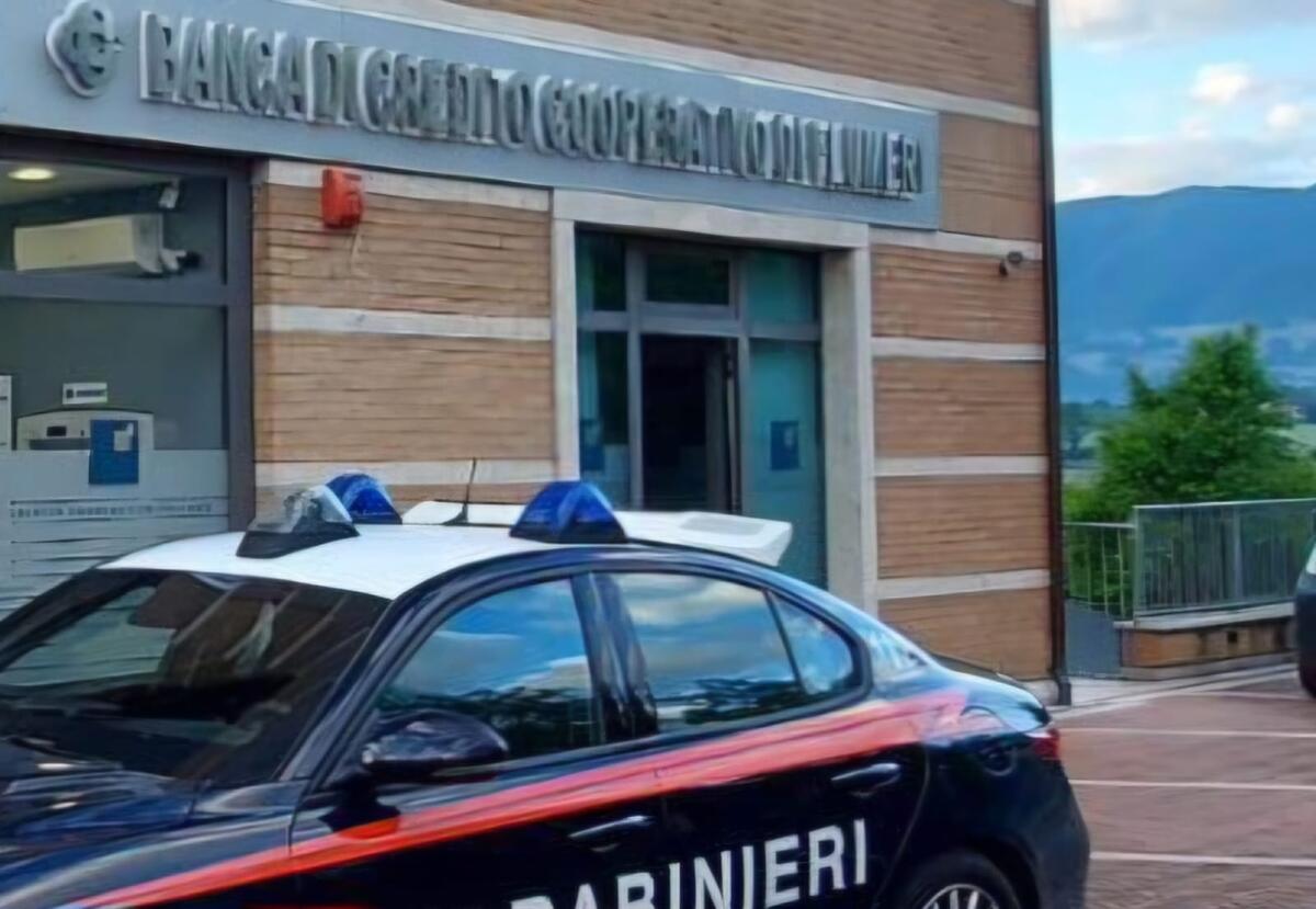 Furto nella notte nella filiale del Credito Cooperativo di Flumeri - 
