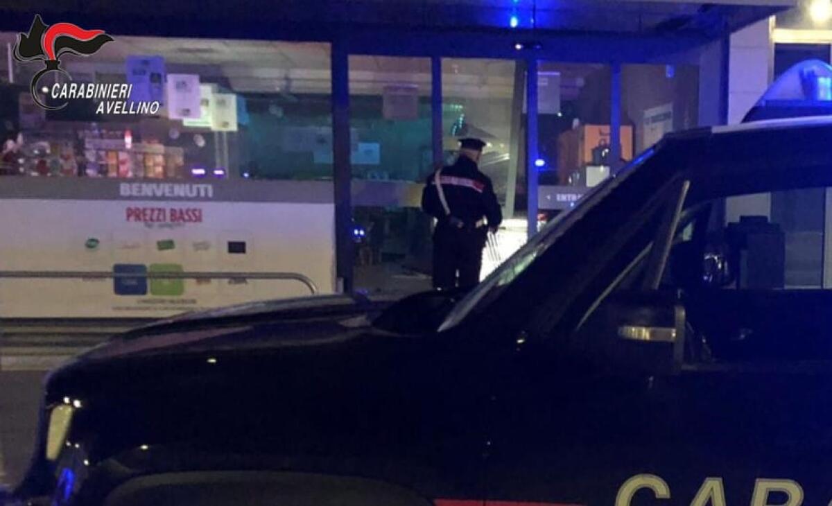 Furto nella notte in un supermercato di Pietradefusi - 