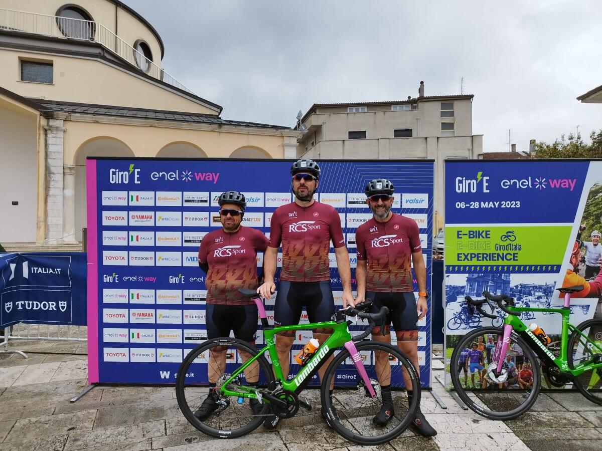 Gianni Esposito di Cervinara partecipa al Giro-E - 
