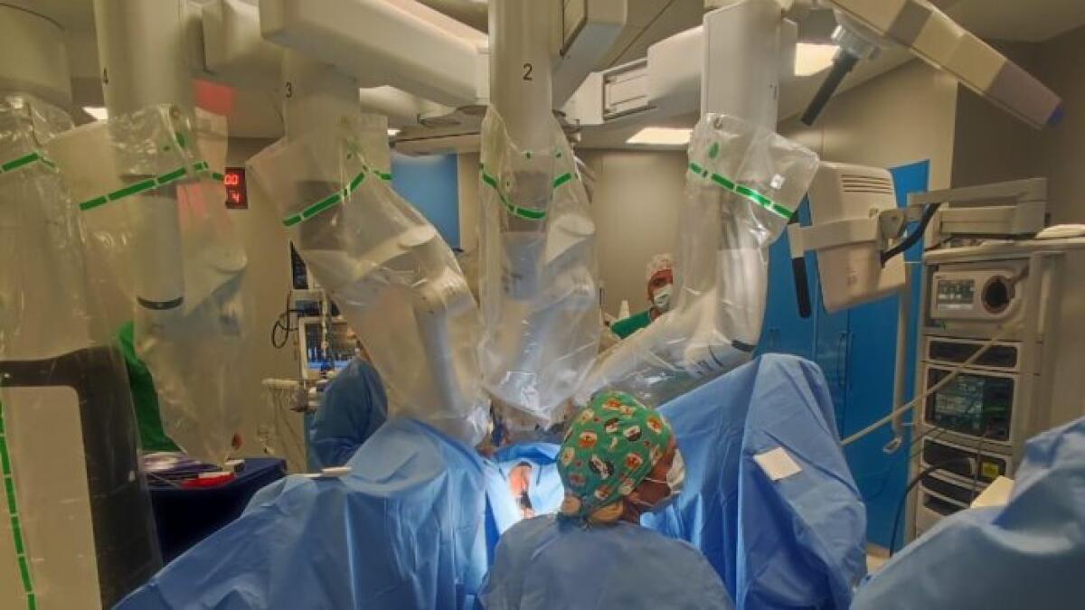 All'ospedale San Pio di Benevento asportazione robot-assistita di un teratoma ovarico - 