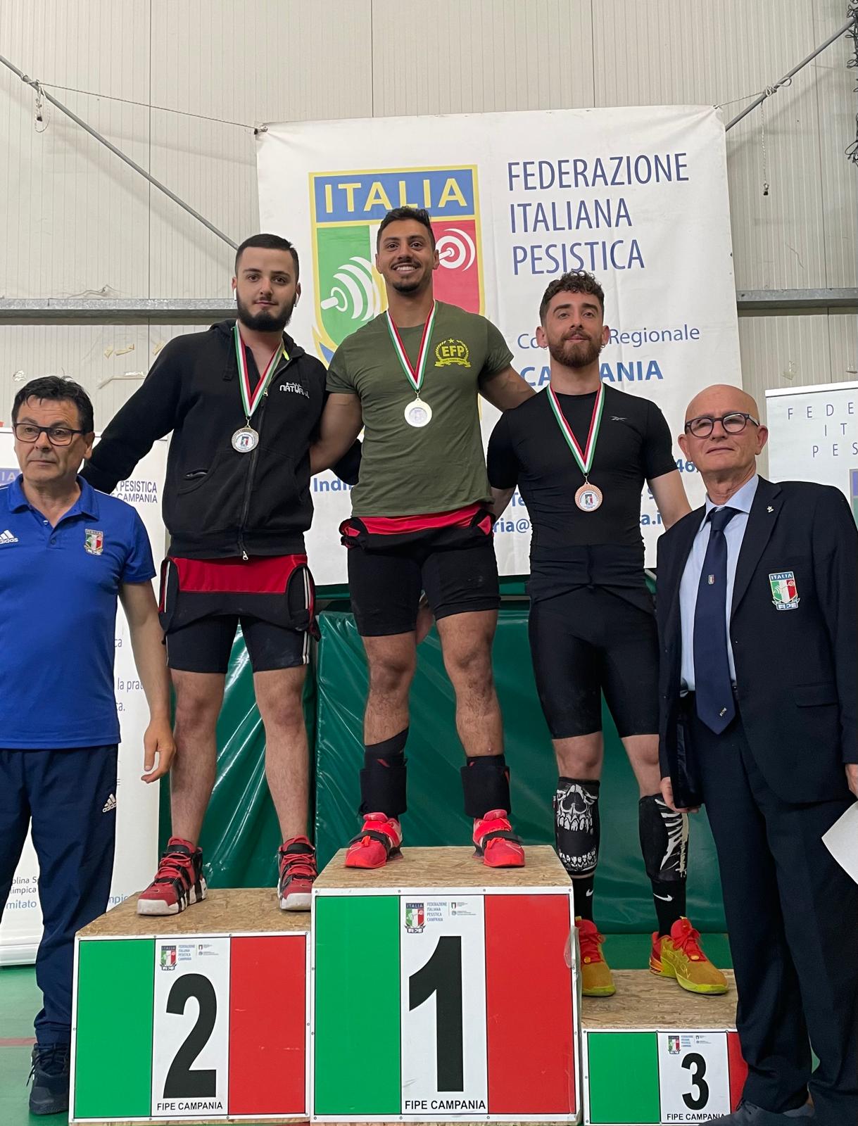 Cervinara: Pesistica, en-plein degli atleti cittadini.