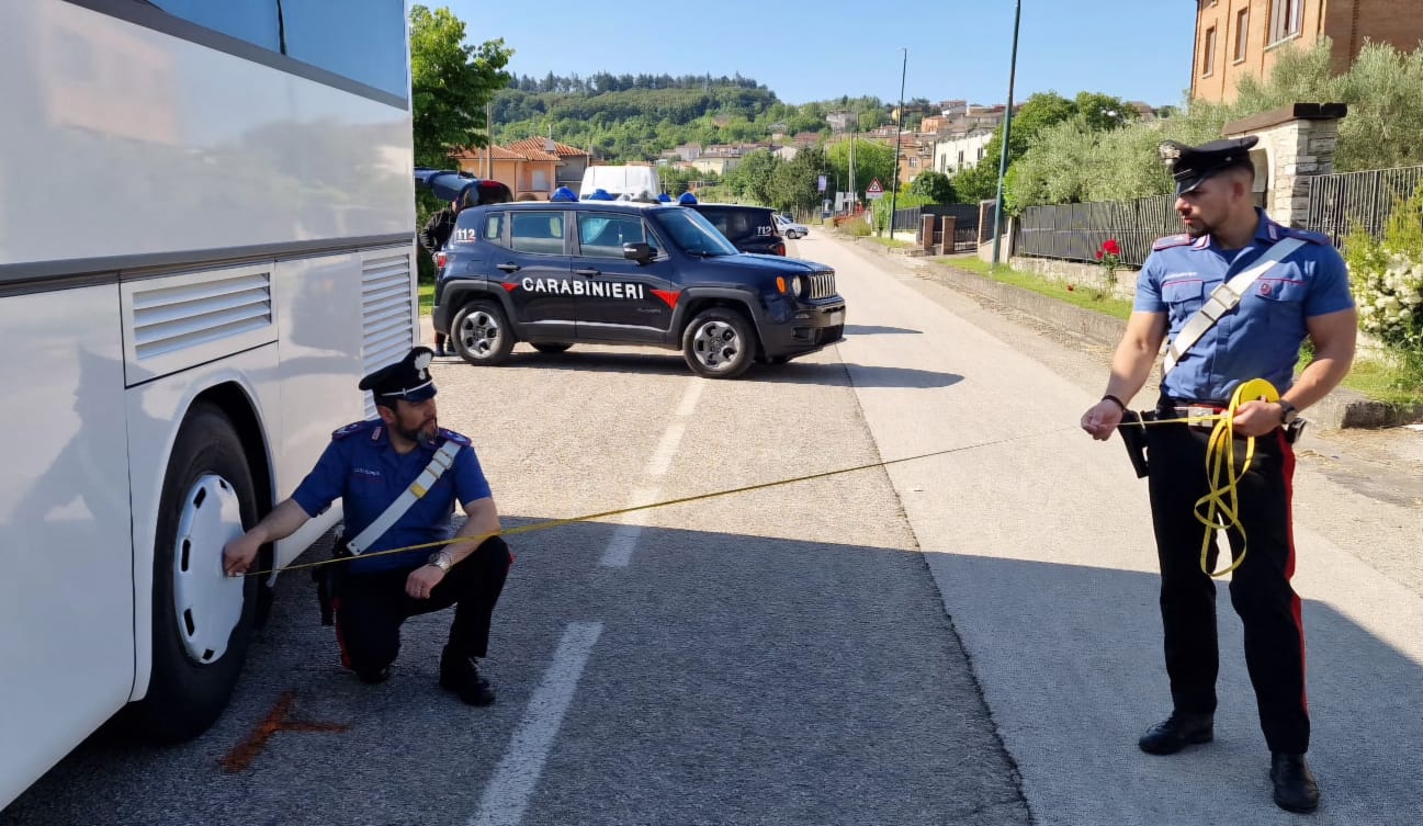 Scontro tra autobus ad Andretta, 5 feriti