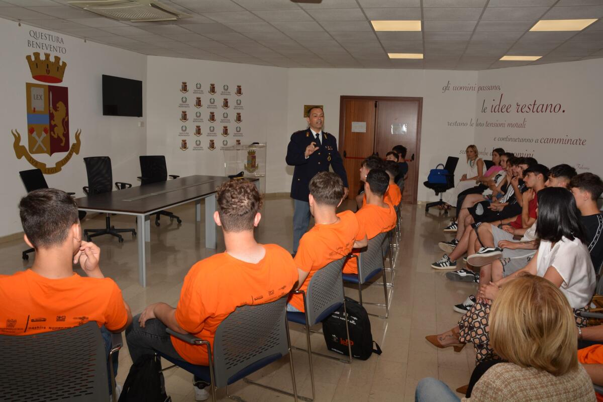 Polizia incontra studenti dell’Istituto di Istruzione e Formazione Professionale “La Tecnica” - 