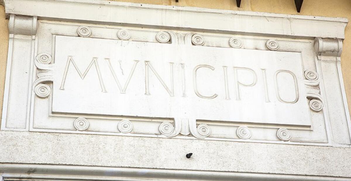 Comuni: aumentano le criticità, 470 in stato di crisi - 