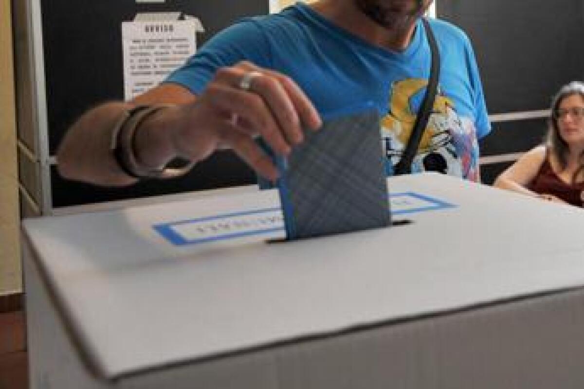 In Campania Pd primo partito, poi M5s e FdI - 