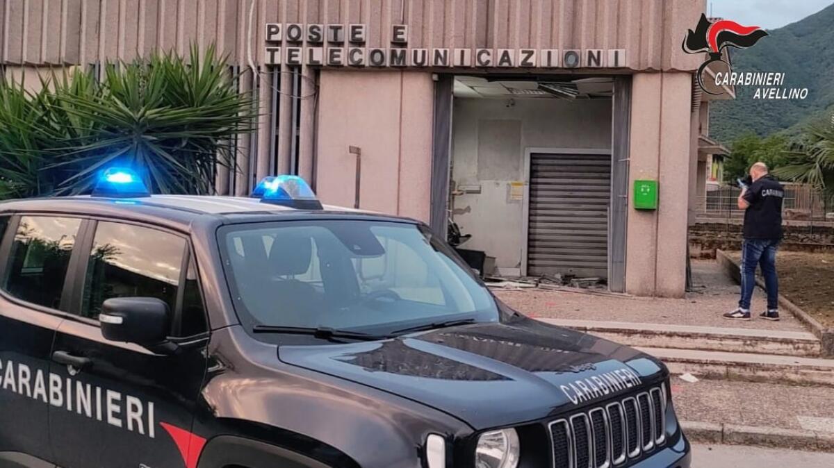 Furto con esplosivo al Bancomat delle Poste di Serino - 