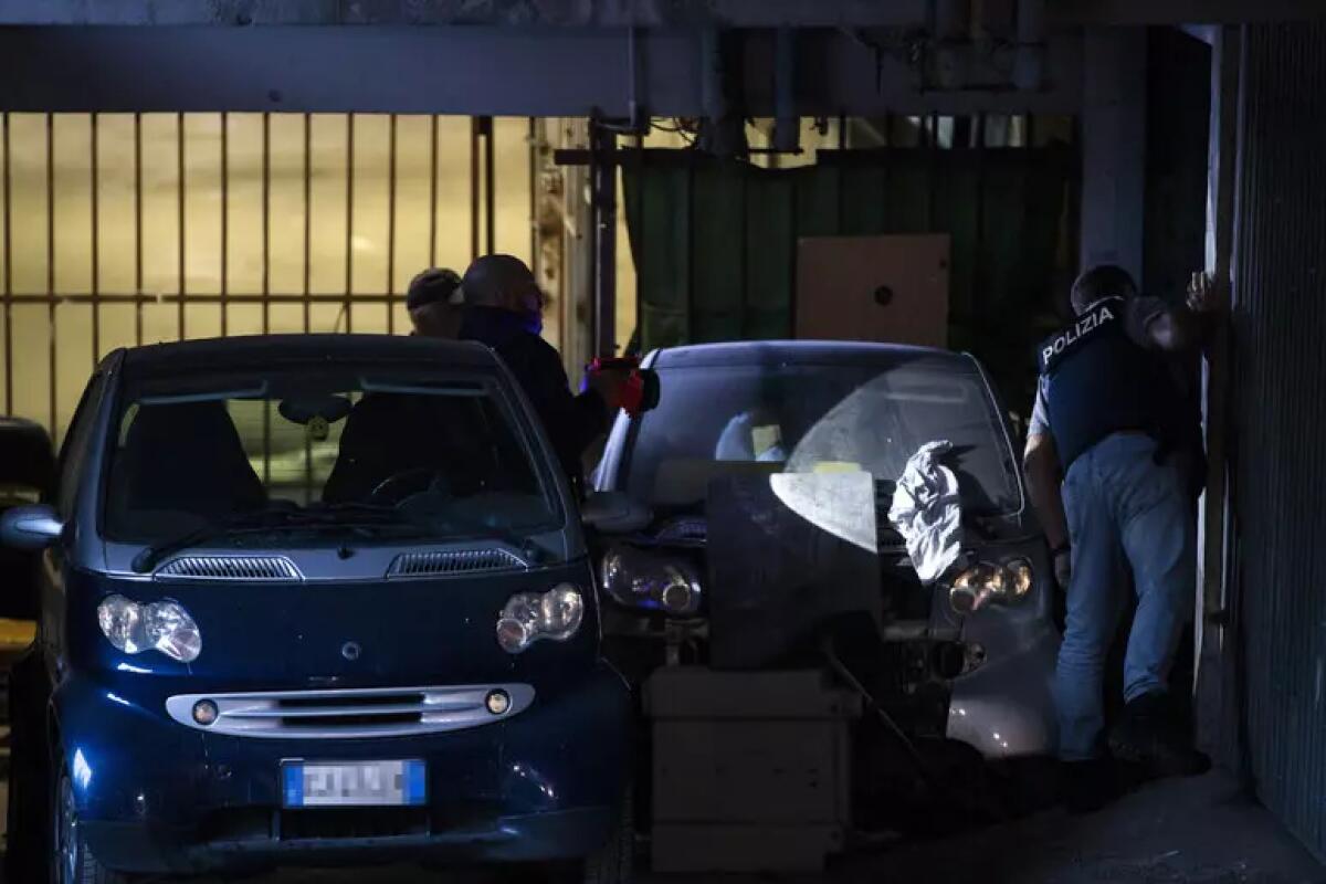 Scacco al clan Mazzarella, 17 arresti - 