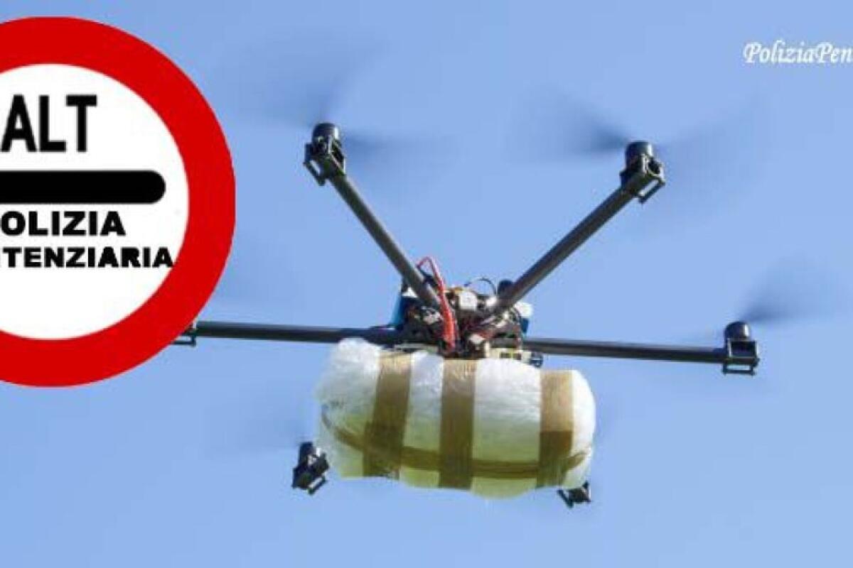 Con un drone tentano di introdurre telefoni e soldi nel carcere di Benevento, arrestati - 