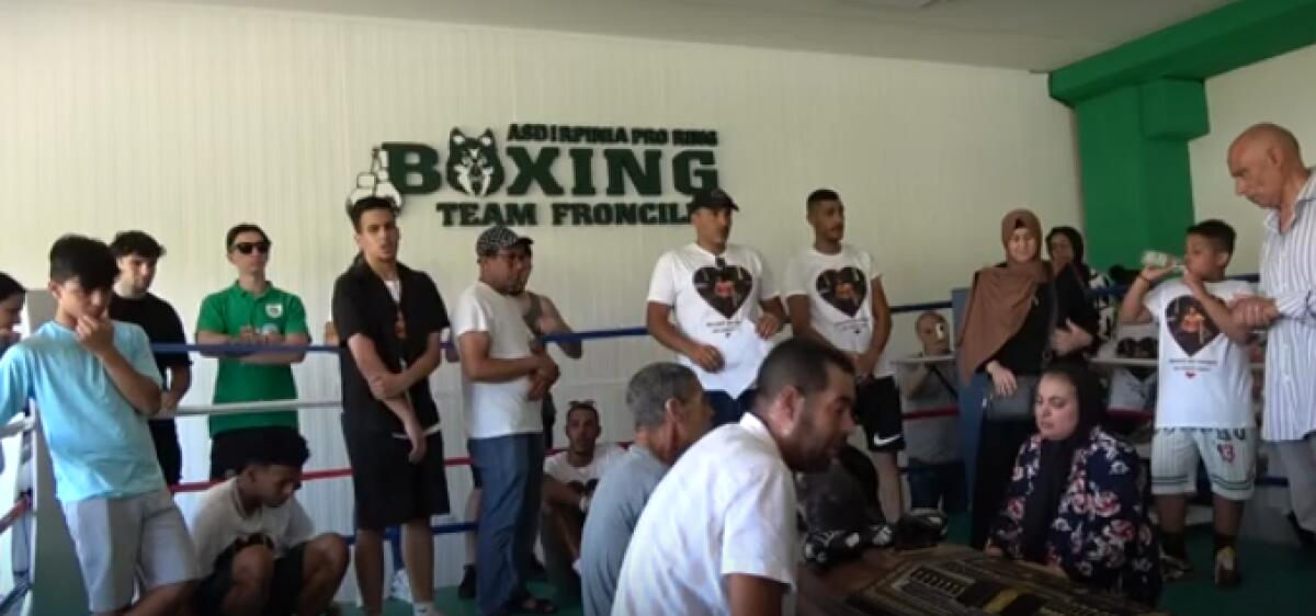 L'ultimo saluto a Bilal sul ring della palestra - 