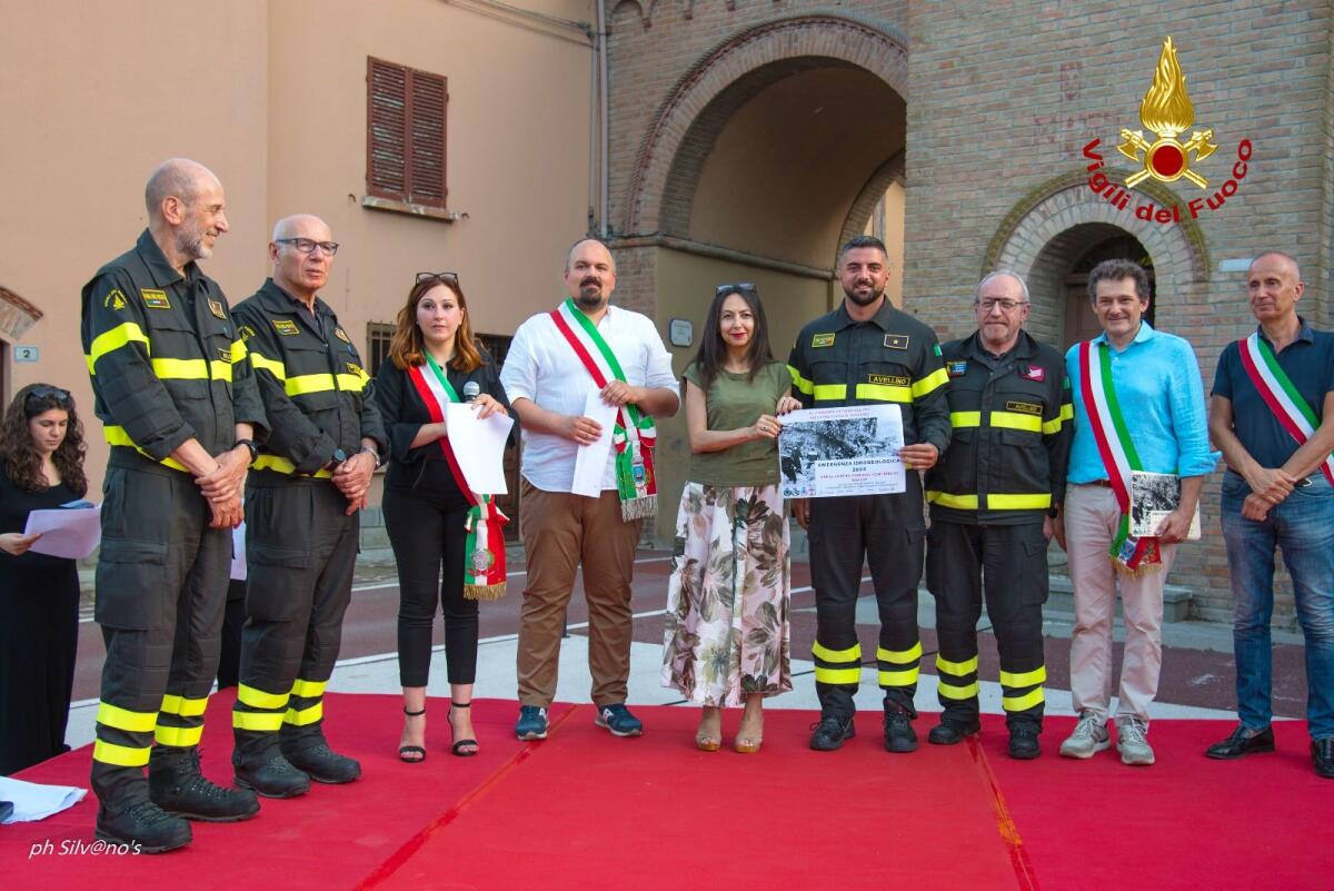 Sindaci della Valle del Santerno ringraziano Vigili del Fuoco di Avellino - 