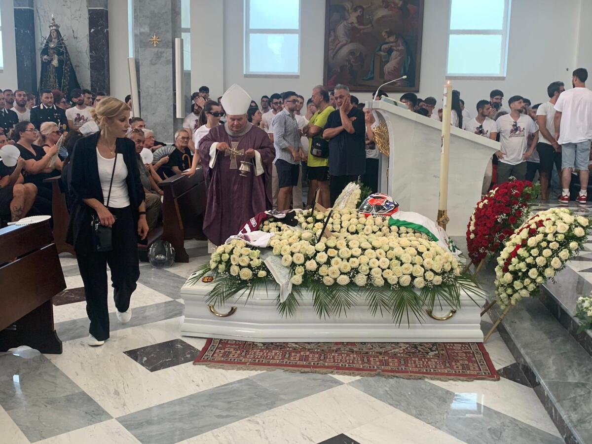 Sturno. Il giorno dell'addio a Roy e Mattia. - 