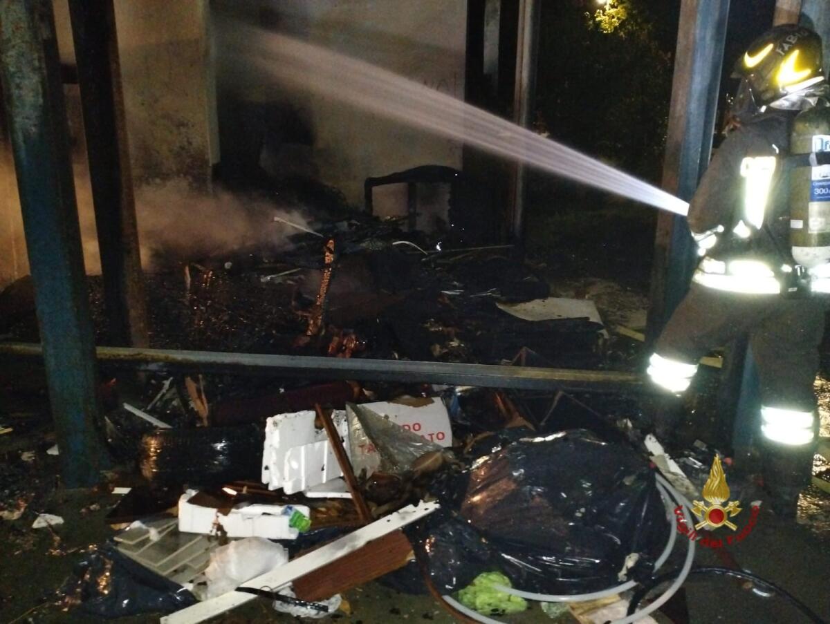 Incendio di Valle: sistemati gli evacuati, costante il monitoraggio ambientale - 