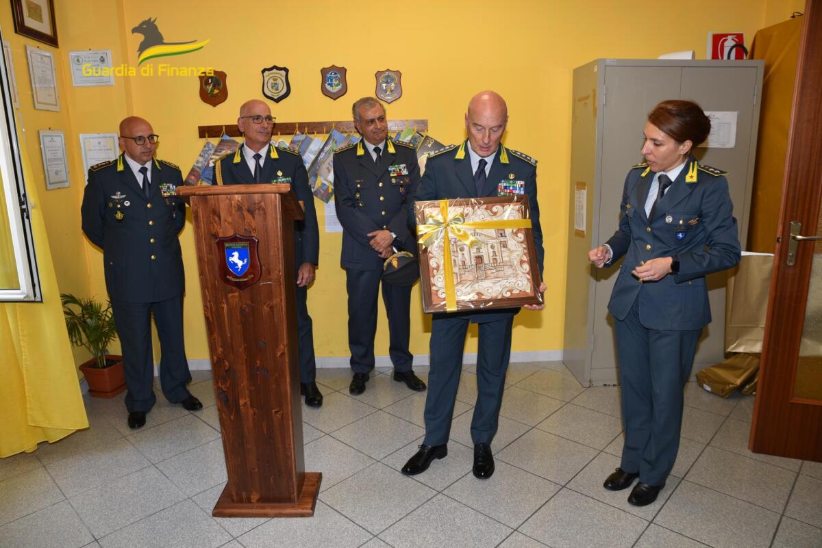 Generale di Corpo d’Armata Vito Gianpaolo Augelli, ha visitato la Compagnia di Ariano Irpino. - 
