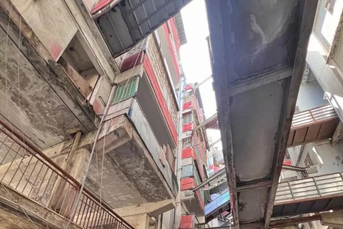 Un'altra vittima a Scampia, morta una donna. - 