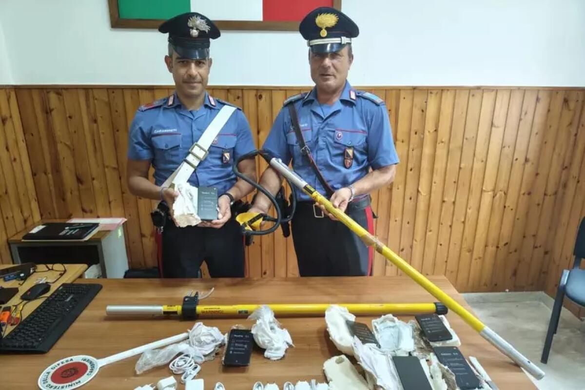 Sequestrata una fionda gigante per lanciare cellulari ai detenuti - 