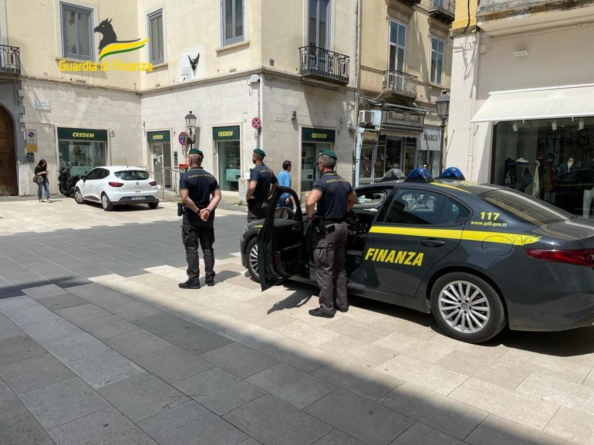 In Campania ville di lusso trasformate in B&amp;B. Decine di denunce - 