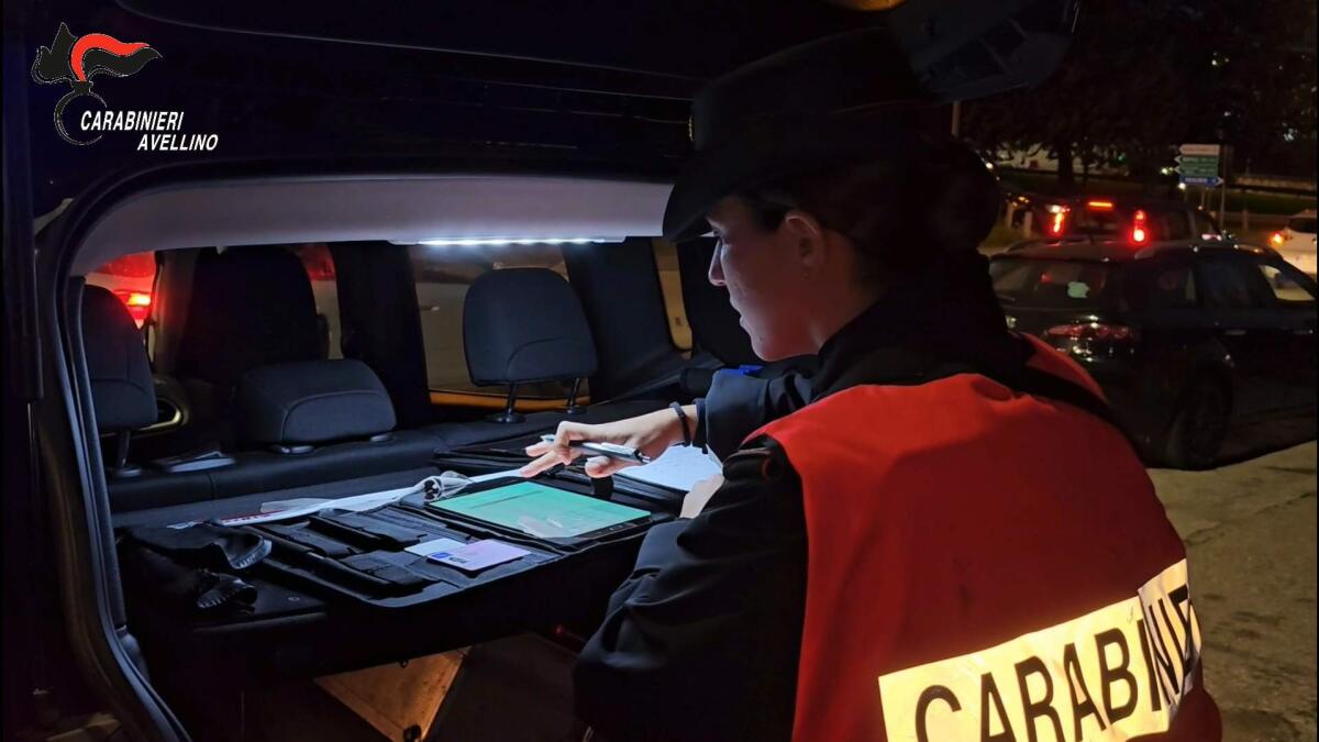 Colpi di arma da fuoco contro le case di pregiudicati - 