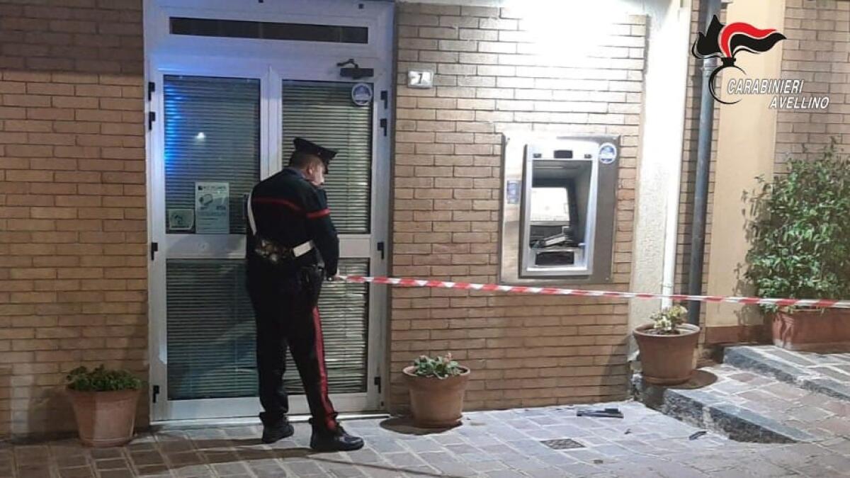 Tentato furto al bancomat di Flumeri: colpo fallito per l’intervento dei Carabinieri. - 
