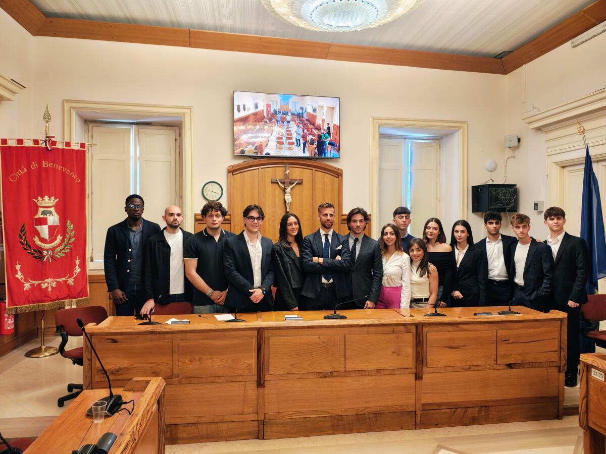 Forum dei giovani, Matteo Intorcia eletto alla presidenza con voto unanime. - 