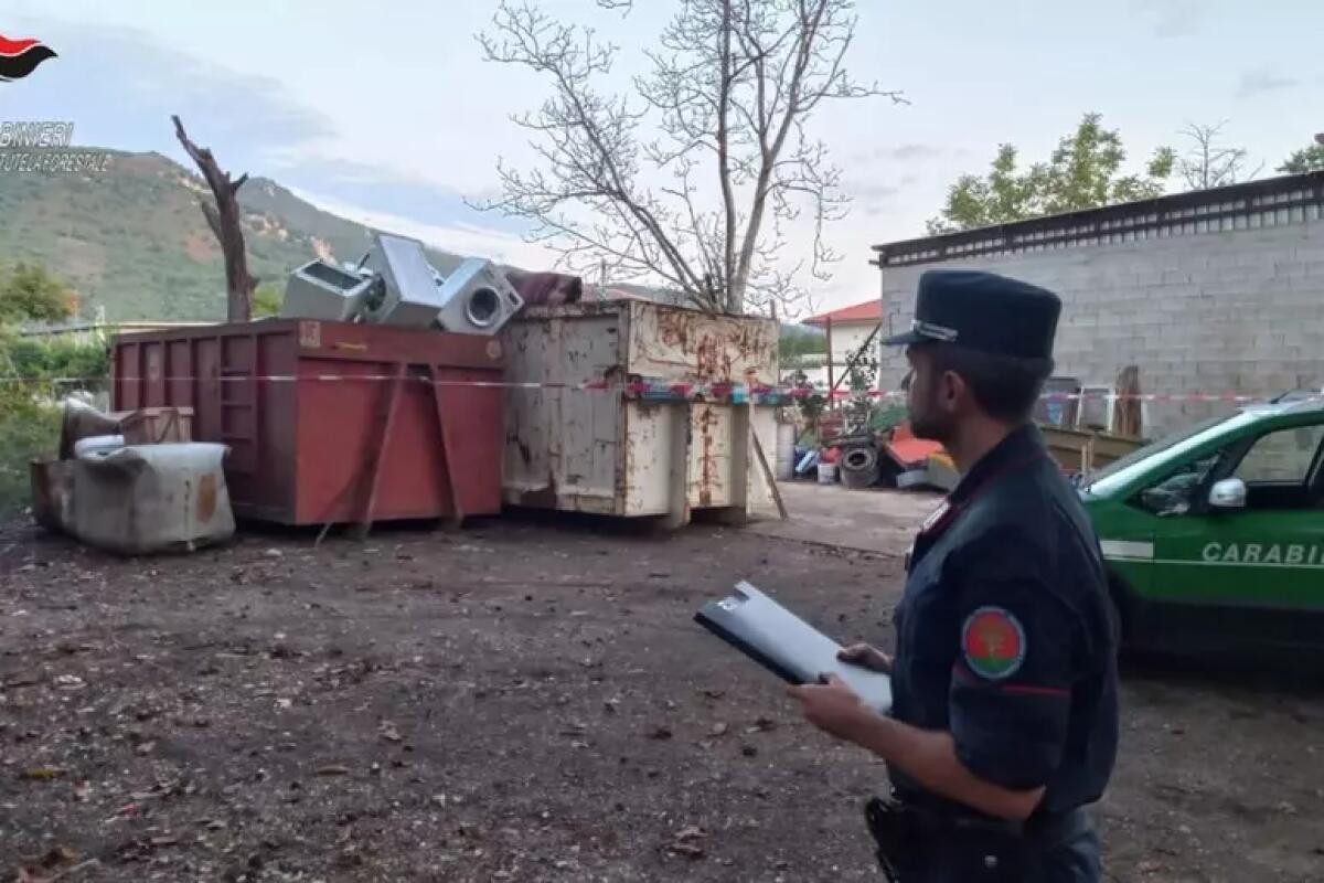 Discarica a cielo aperto, denunciato a Montoro un 47enne - 