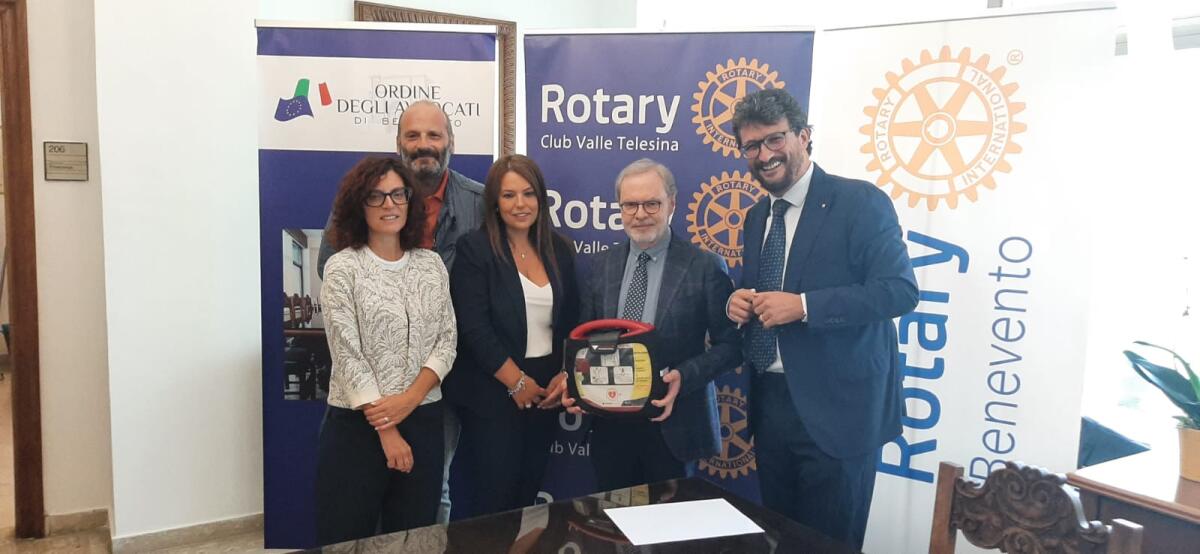 GiustiziAcuore, donazione di un defibrillatore al Tribunale di Benevento - 