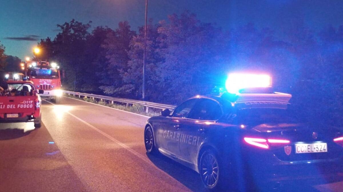 Lioni. Auto precipita in una scarpata, perde la vita un 24enne - 