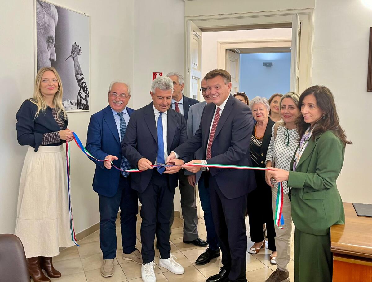 Benevento: inaugurata la “Stanza per la Poesia” presso la Biblioteca provinciale. - 