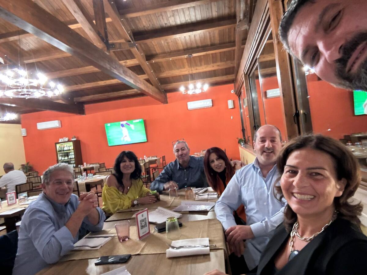 San Martino V.C..Dopo quasi mezzo secolo, rimpatriata tra ex compagni delle scuole elementari - 