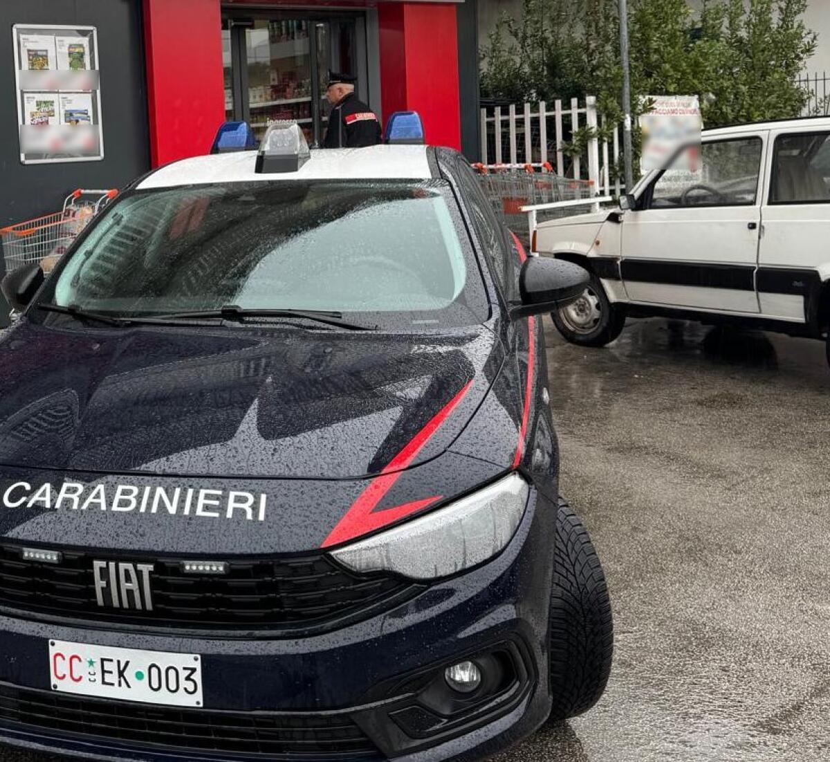 Furto in un esercizio commerciale di Sperone, bottino 25 mila euro - 