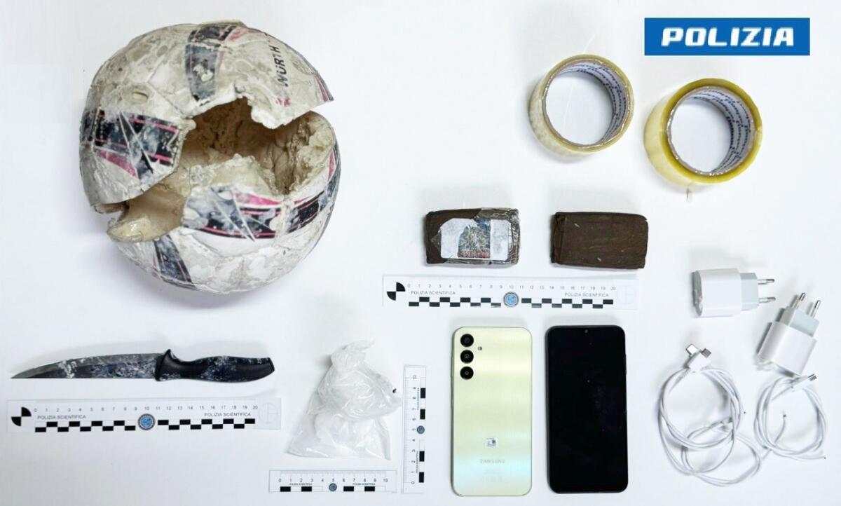 Spacciatori napoletani in trasferta arrestati dalla Polizia ad Ariano Irpino - 