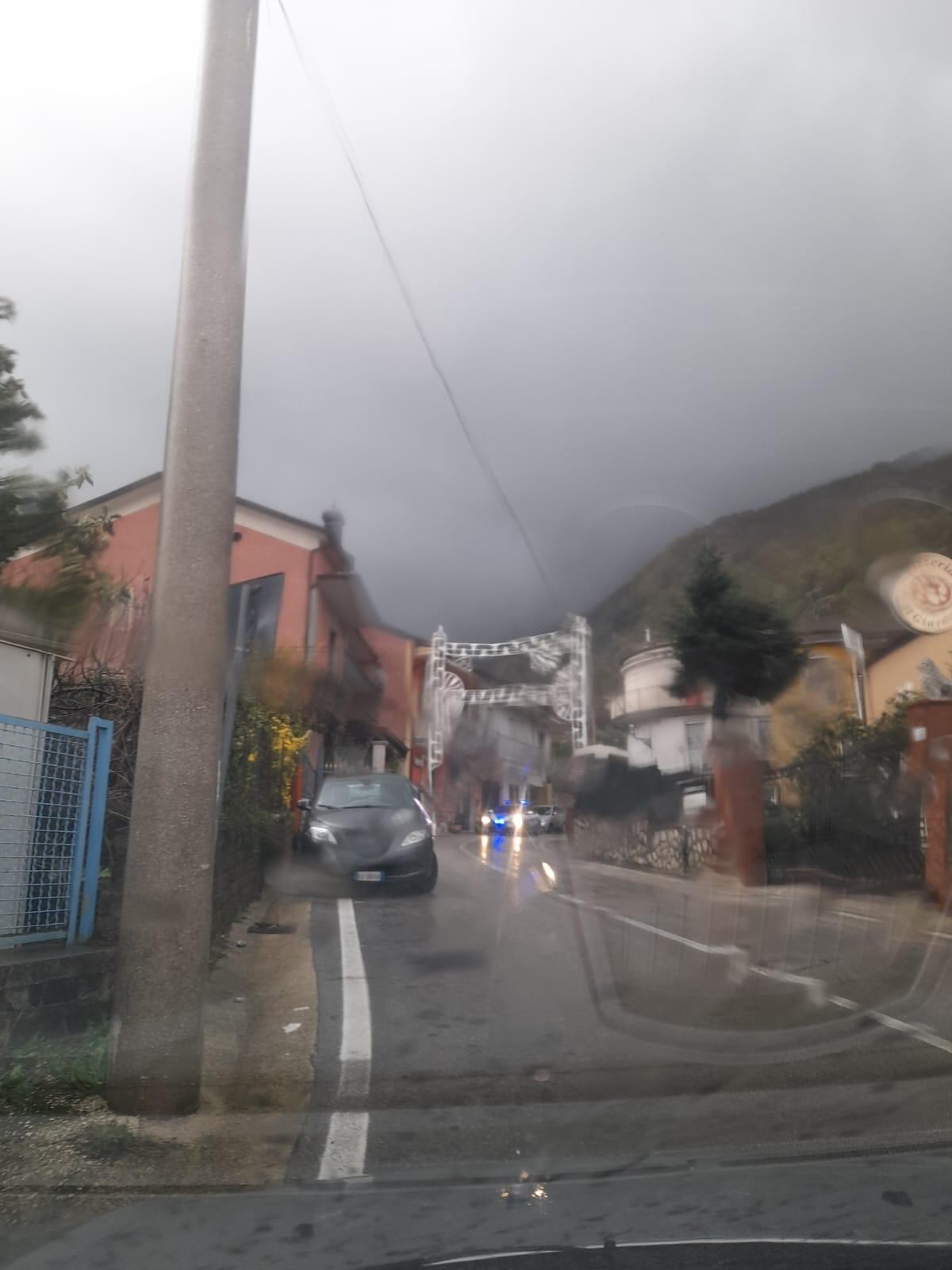 Cervinara. Strada chiusa a Ioffredo per una luminaria della Sagra a rischio crollo. - 