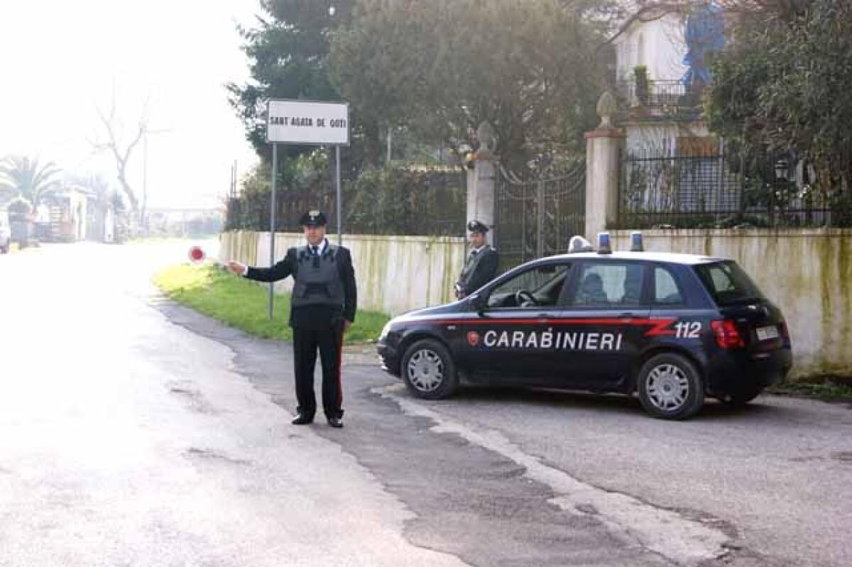 27enne di Sant’Agata dè Goti, picchia i genitori: allontanato dalla casa familiare - 