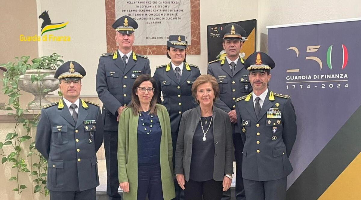  Prefetto di Benevento ha fatto visita al Comando Provinciale della Guardia di Finanza. - 