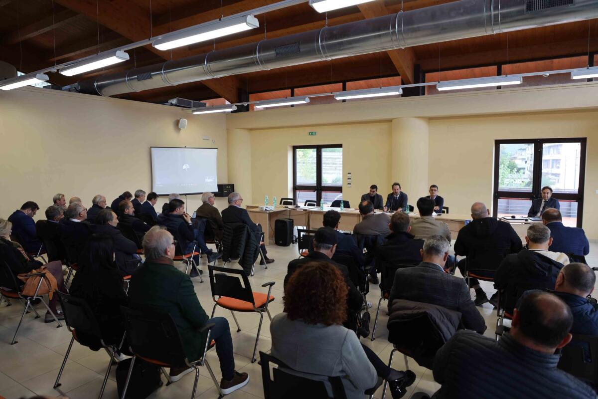 Cammarano: “La commissione Aree interne a Castelpoto per contrastare lo spopolamento dei territori marginali” . - 