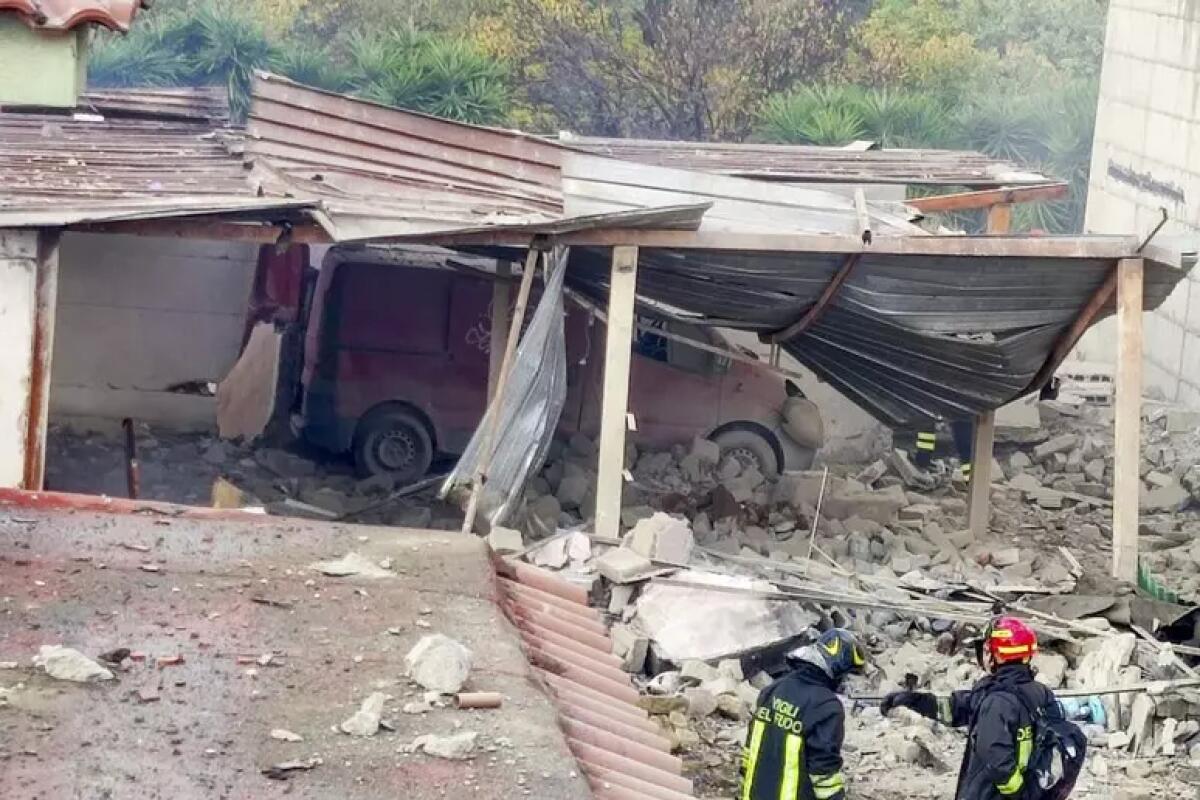 Scoppio a Ercolano, fermato il proprietario dello stabile, omicidio e caporalato - 